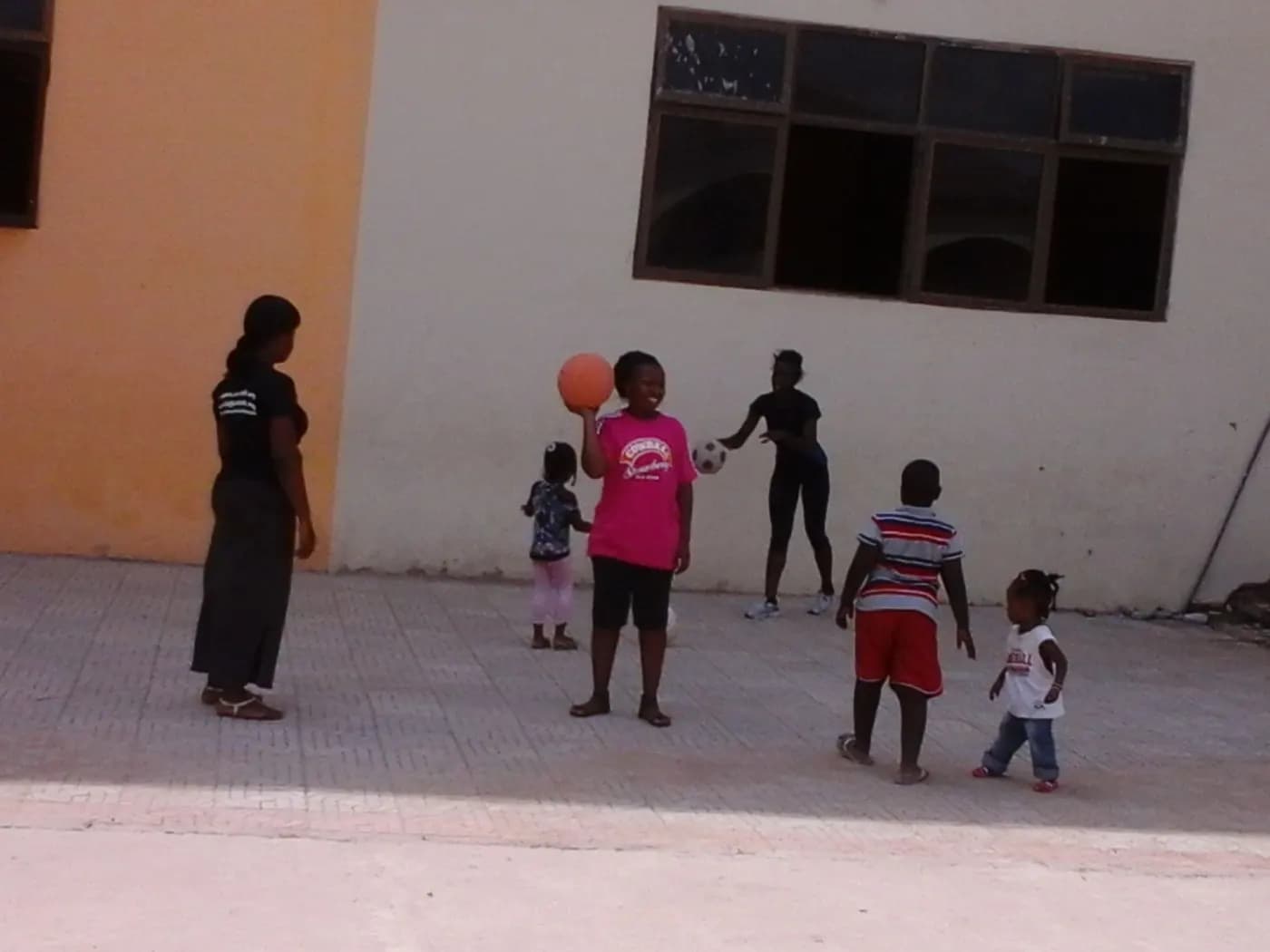Still going · Accra, 5 April 2014