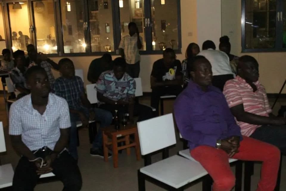 The audience, listening · Accra